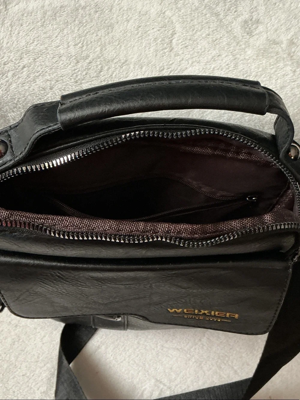 Weixier Black Men's Compact Messenger Crossbody Bag